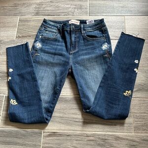 DRIFTWOOD Blue Skinny Jeans with Elegant Detailing